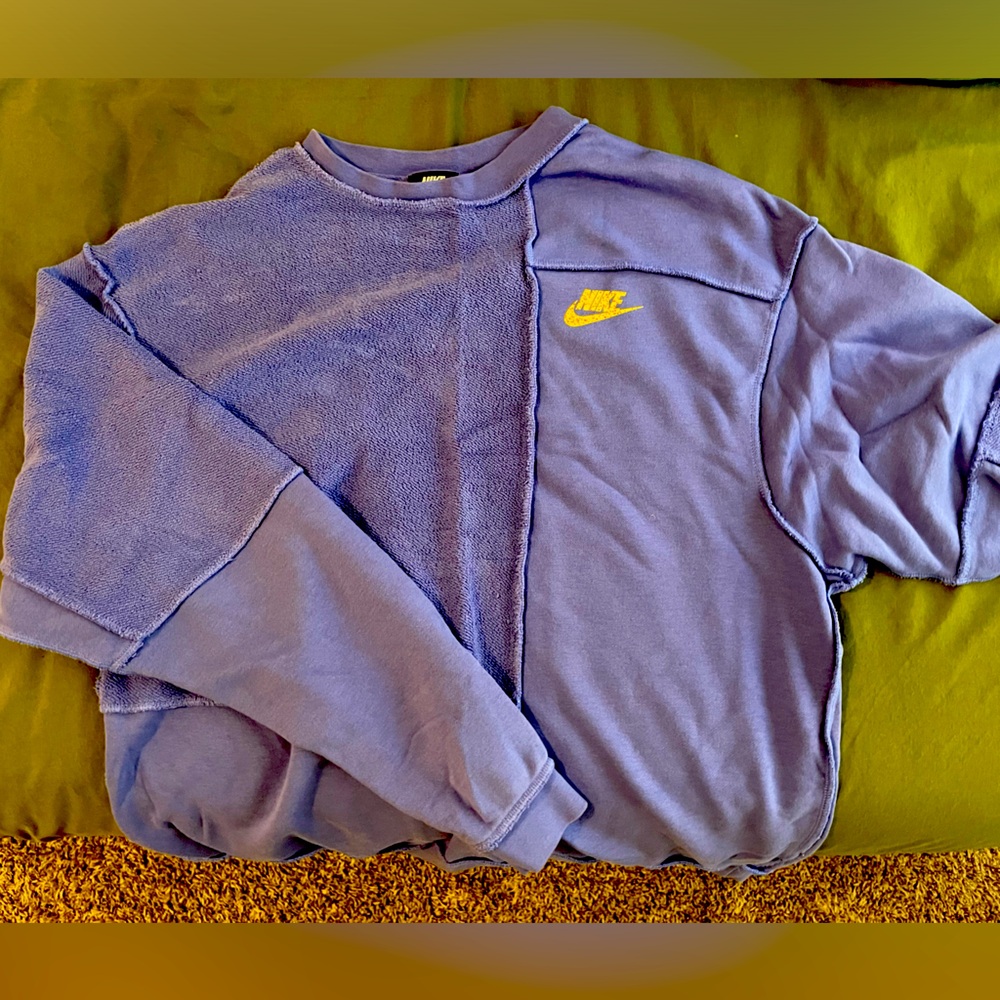 Nike oversized sweatshirt